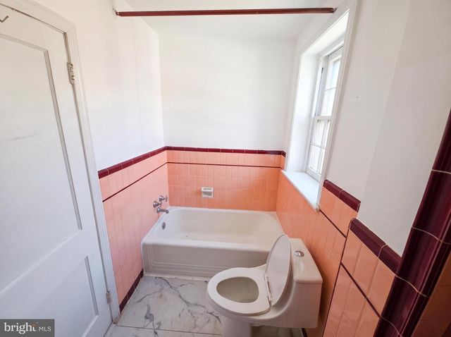 727 CYPRESS ST, Lansdowne, PA 19050