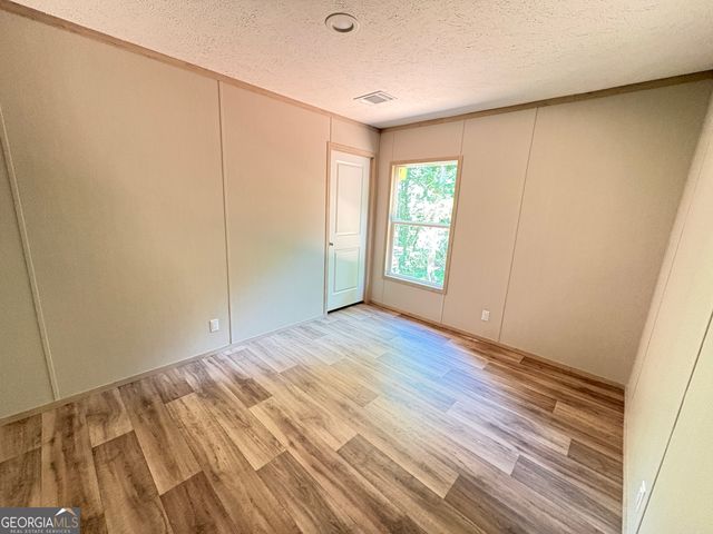 1018 Neal Road, Commerce, GA 30530
