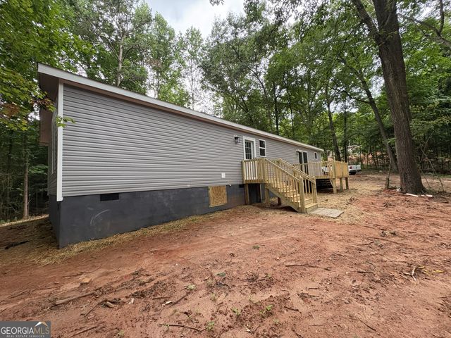 1018 Neal Road, Commerce, GA 30530