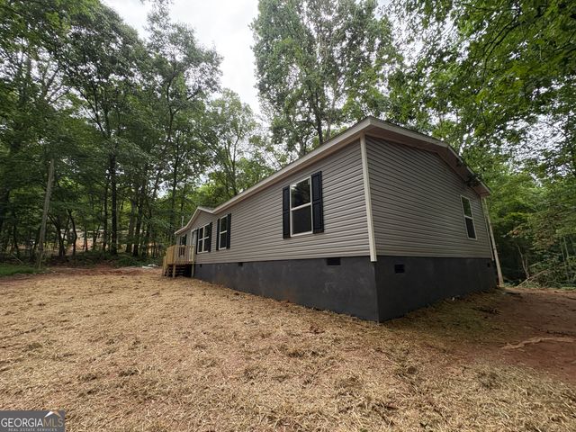 1018 Neal Road, Commerce, GA 30530