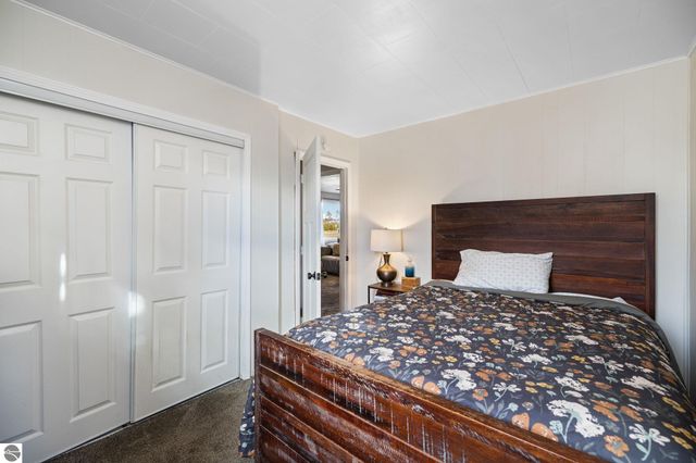 204 S Chestnut Street, Kalkaska, MI 49646