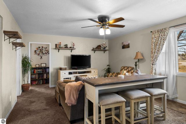 204 S Chestnut Street, Kalkaska, MI 49646