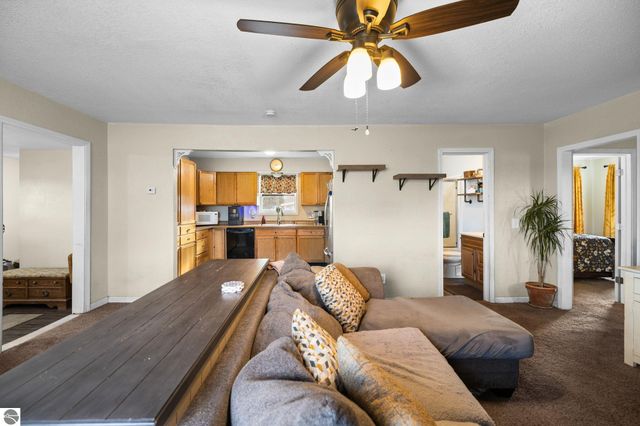 204 S Chestnut Street, Kalkaska, MI 49646