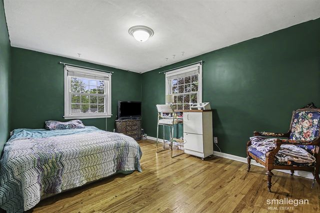 554 Lyles Street, Kentwood, MI 49548