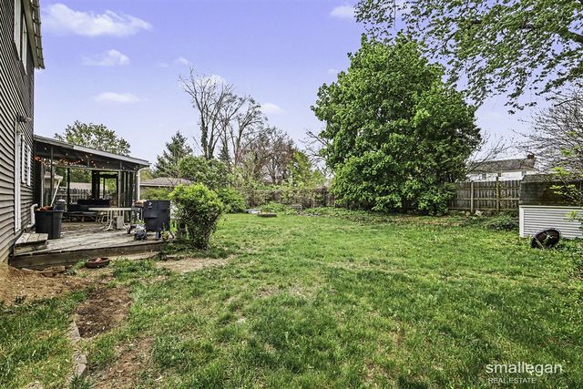 554 Lyles Street, Kentwood, MI 49548