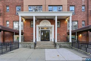 2520 John F Kennedy 2C, Jersey City, NJ 07304