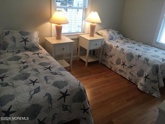 11 Dover Avenue, Lavallette, NJ 08735
