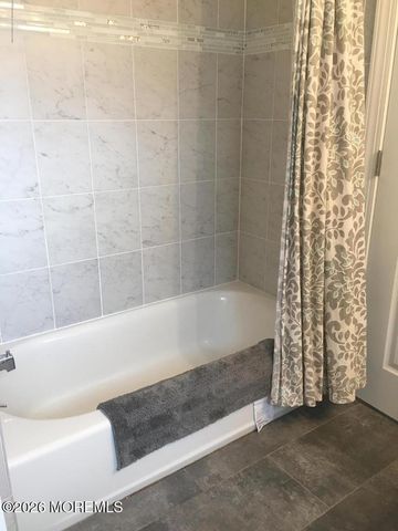 11 Dover Avenue, Lavallette, NJ 08735