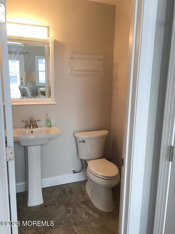 11 Dover Avenue, Lavallette, NJ 08735