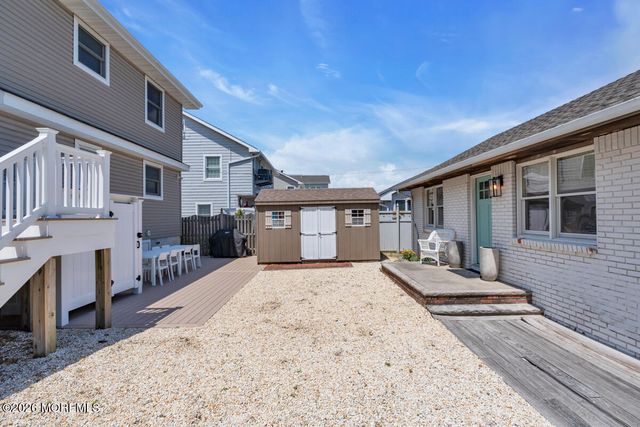 11 Dover Avenue, Lavallette, NJ 08735