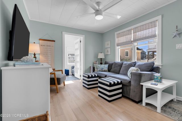 11 Dover Avenue, Lavallette, NJ 08735