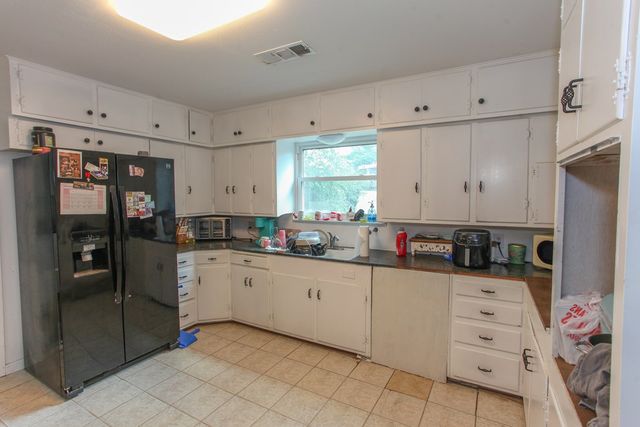 2304 Roemer, Big Spring, TX 79720