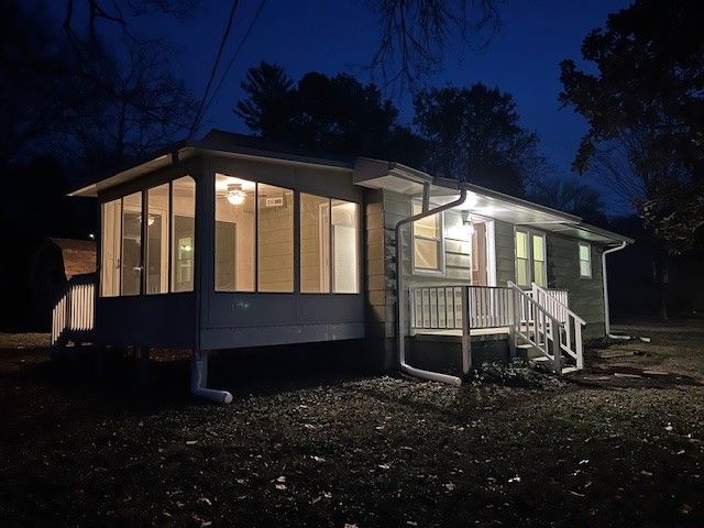 53 Thompson Ln, Hartsville, TN 37074