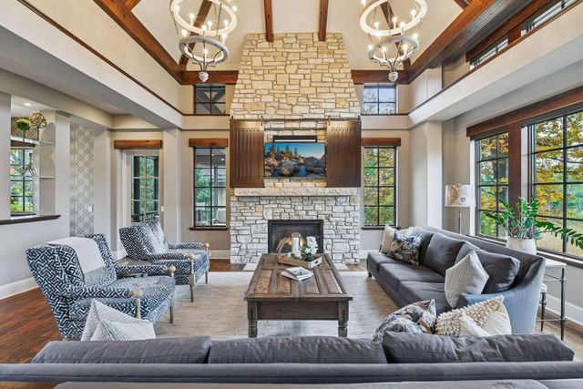 425 Carpenters Point, Wayzata, MN 55391