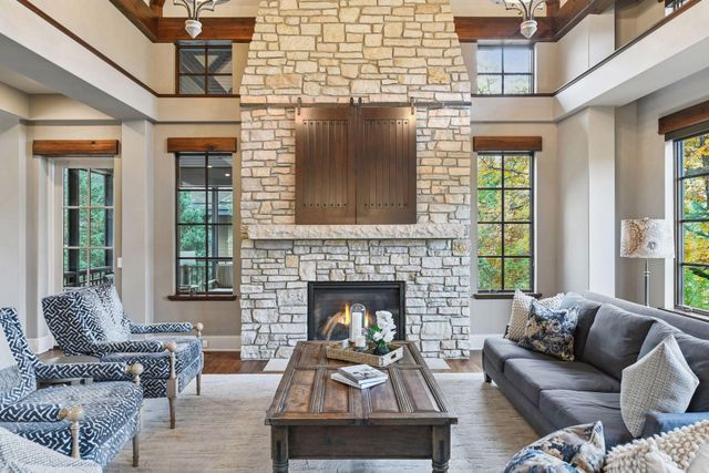 425 Carpenters Point, Wayzata, MN 55391