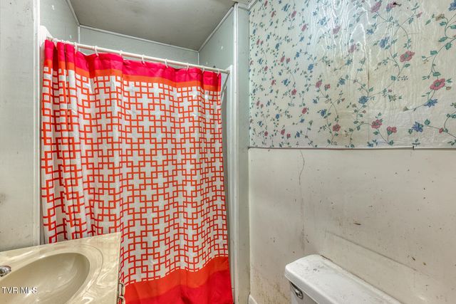 469 Beechwood Road, Kingsport, TN 37663