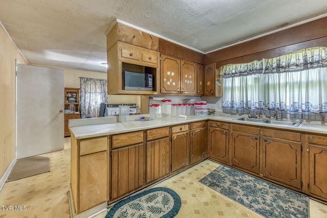 469 Beechwood Road, Kingsport, TN 37663