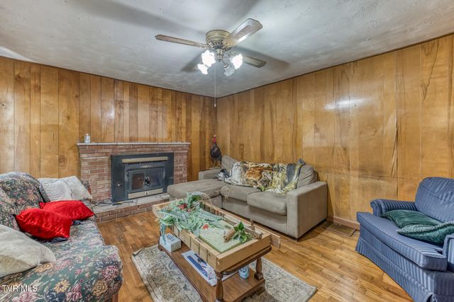 469 Beechwood Road, Kingsport, TN 37663