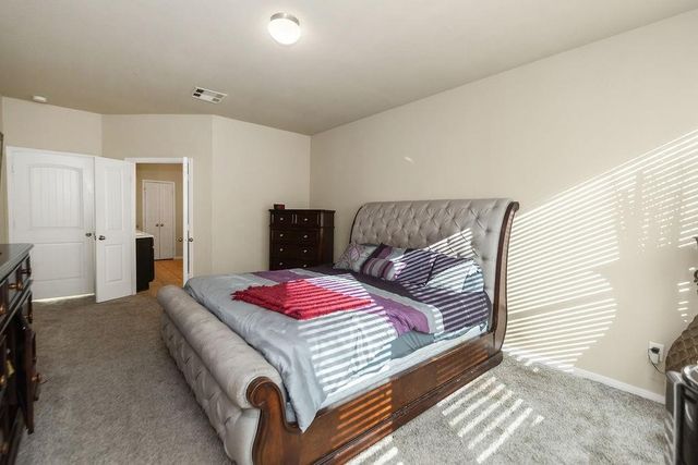 1815 Seville Manor, Fresno, TX 77545