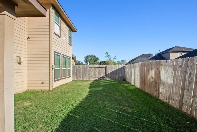 1815 Seville Manor, Fresno, TX 77545