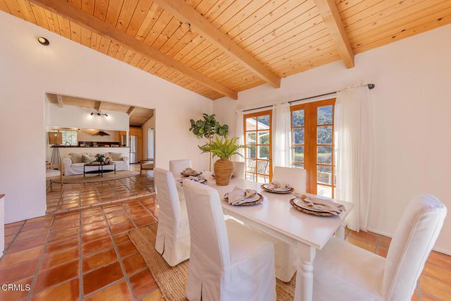 10522 62 Creek Road, Ojai, CA 93023