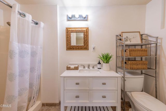 10522 62 Creek Road, Ojai, CA 93023