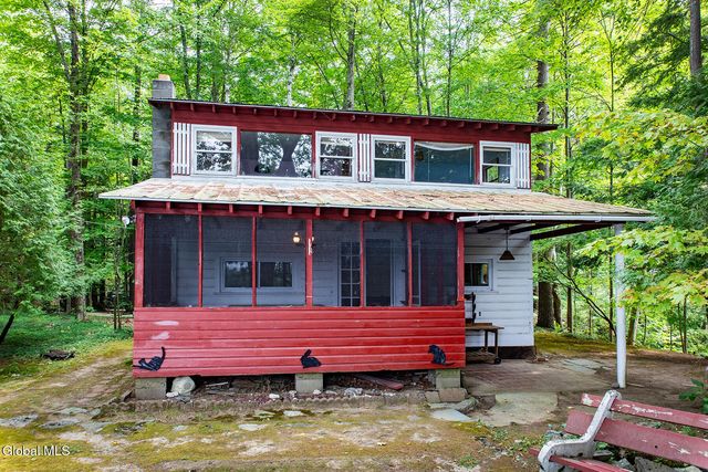 29 Jackson Road, South Glens Falls, NY 12803