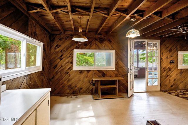 29 Jackson Road, South Glens Falls, NY 12803