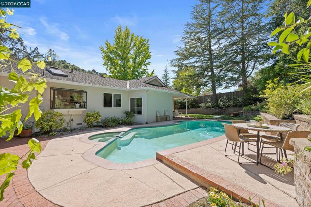 3856 Paseo Grande, Moraga, CA 94556