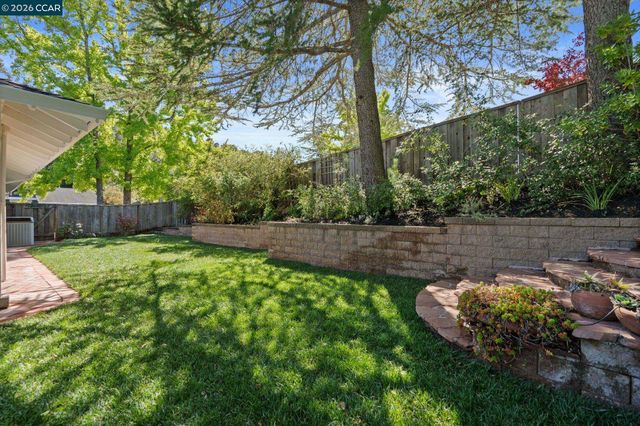3856 Paseo Grande, Moraga, CA 94556