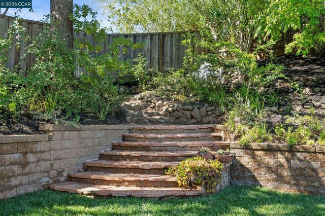 3856 Paseo Grande, Moraga, CA 94556