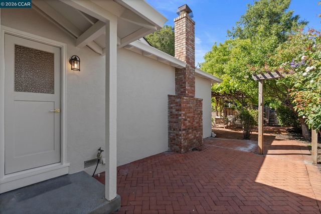 3856 Paseo Grande, Moraga, CA 94556