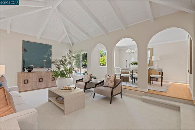 3856 Paseo Grande, Moraga, CA 94556
