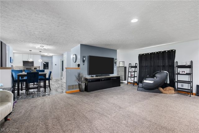 1795 New Milford Road, Atwater, OH 44201