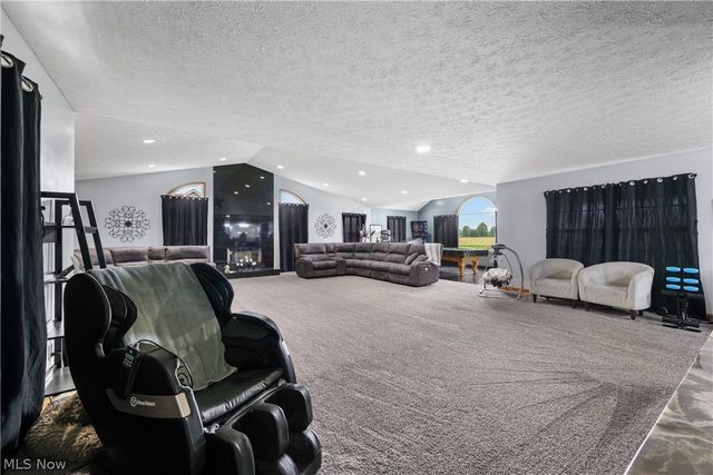 1795 New Milford Road, Atwater, OH 44201
