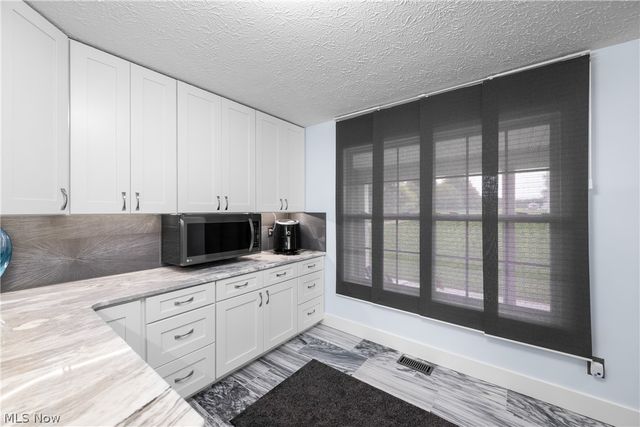 1795 New Milford Road, Atwater, OH 44201
