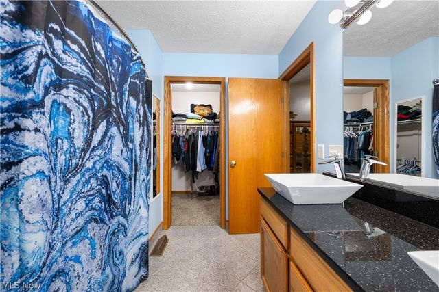 1795 New Milford Road, Atwater, OH 44201