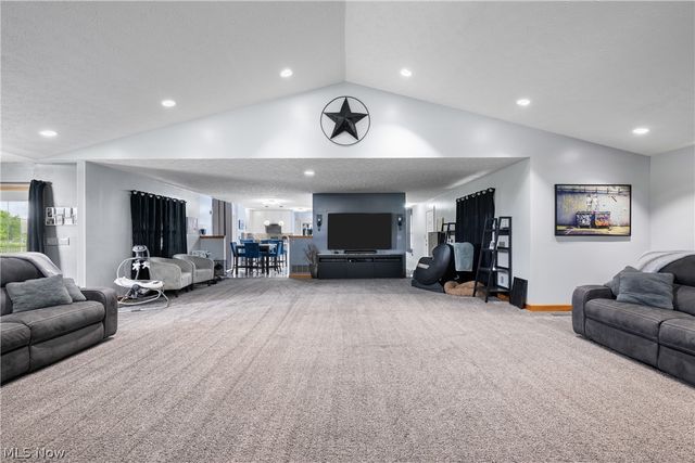 1795 New Milford Road, Atwater, OH 44201
