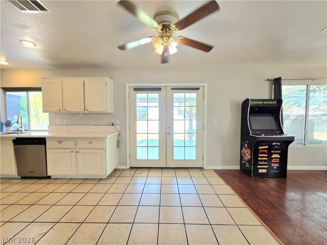 2217 Avery Drive, Las Vegas, NV 89108