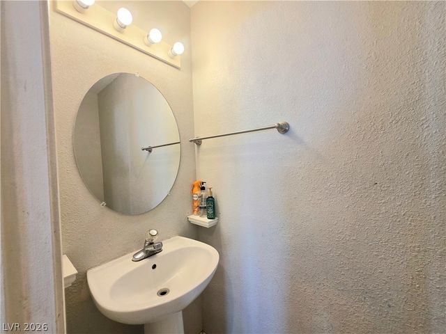 2217 Avery Drive, Las Vegas, NV 89108