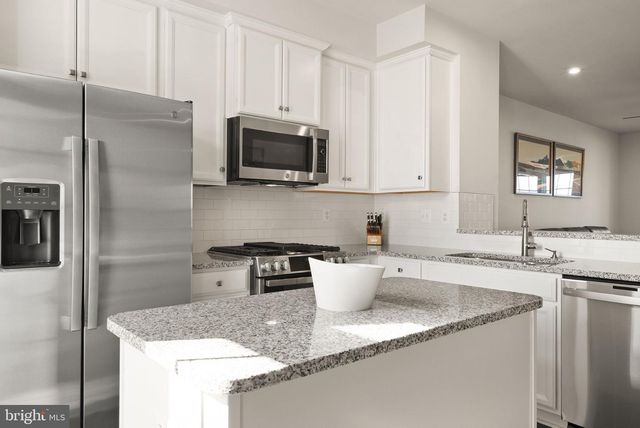 42582 ANTONIA TER, Sterling, VA 20166