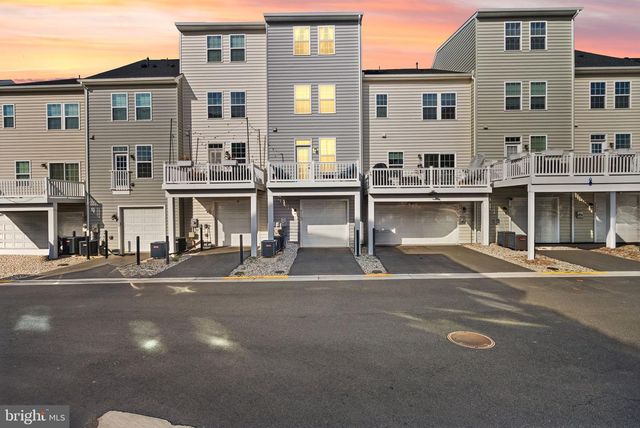 42582 ANTONIA TER, Sterling, VA 20166