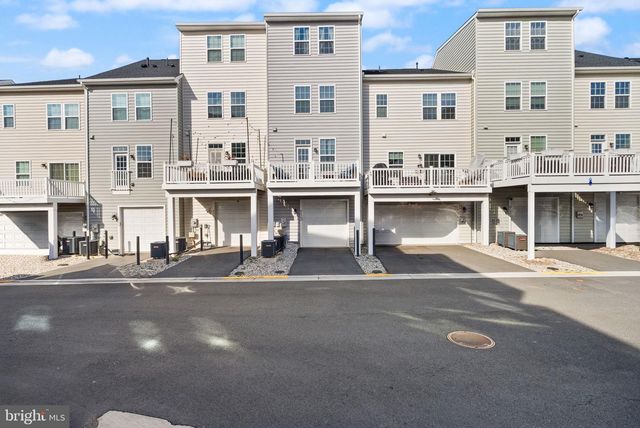 42582 ANTONIA TER, Sterling, VA 20166