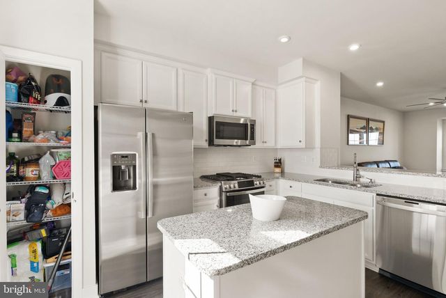 42582 ANTONIA TER, Sterling, VA 20166