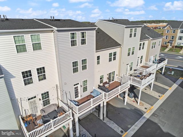 42582 ANTONIA TER, Sterling, VA 20166