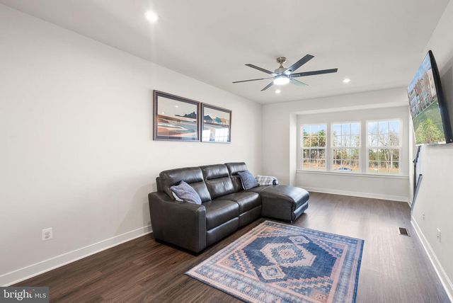 42582 ANTONIA TER, Sterling, VA 20166