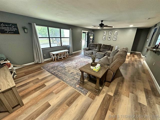 161 Chadwick Lane, Ardmore, OK 73401