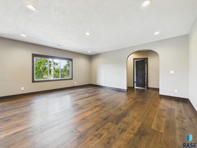 1701 W River Bend St Street, Brandon, SD 57005