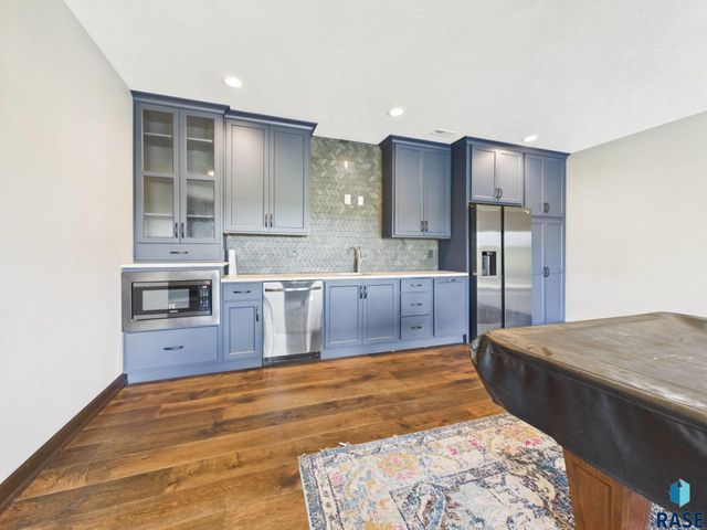 1701 W River Bend St Street, Brandon, SD 57005