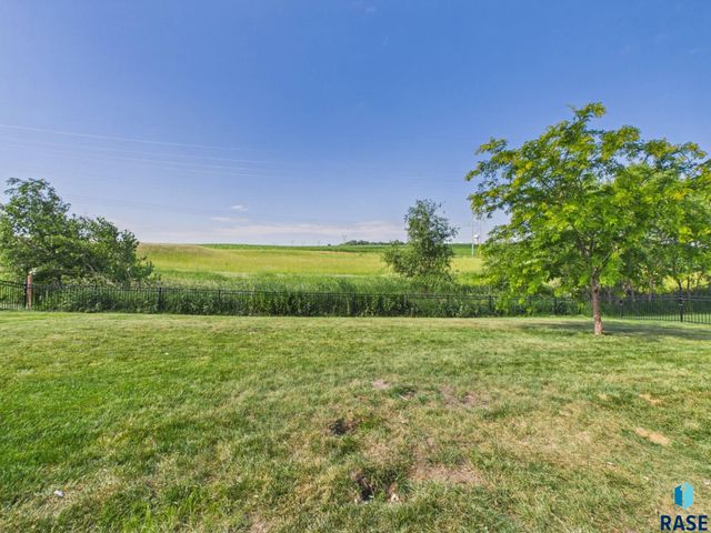 1701 W River Bend St Street, Brandon, SD 57005